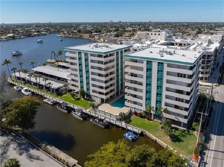 Waterfront Condo in Sunset Towers Cape Coral Florida USA