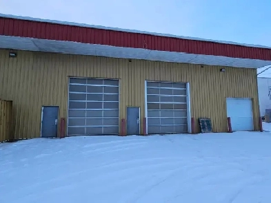 Triple bay space for rent