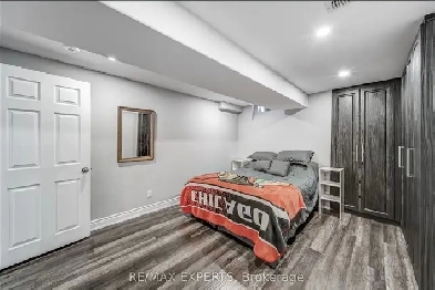 one Bedroom Basement for Rent