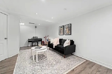 Basement for Lease in Richmond Hill Image# 1