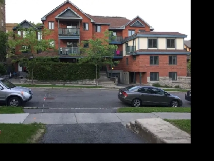 4 Bedroom 2 Bathroom Apt. Sandy Hill Image# 1