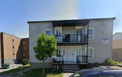 Beau grand 4 1/2, Ste-Foy 1er étage LIBRE Frais peint !