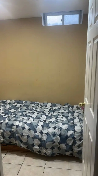 BSMT PRIVATE  ROOM with TOILET in Scarborough  –FEMALE only Image# 1
