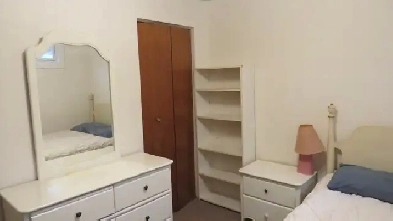 A room near U of C Image# 1