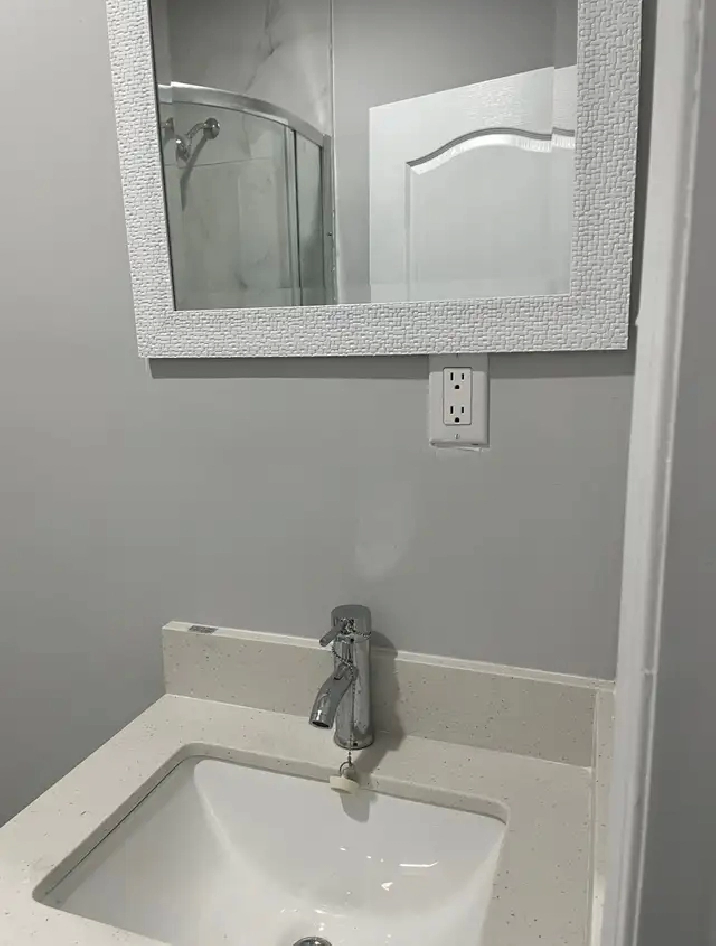 Shared room for rent