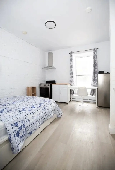 Studio - DOWNTOWN Image# 1