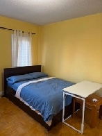 rent a master bedroom Image# 1