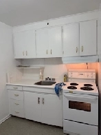 Renovated 1 Bedroom Apartment In Trendy Long Branch Image# 1