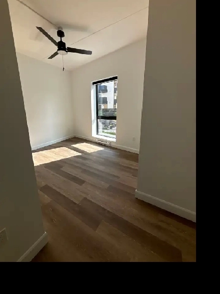 Stylish 2-Bed in East City – Parking   Utilities Included! Image# 1