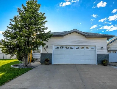 1053  4 Bedroom home w double car garage and AC 2900month