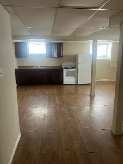 2 Bedroom Basement Apartment Image# 4