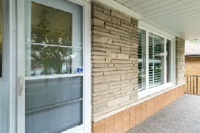 1 Private Room Month-to-Month Mississauga City Center Square One