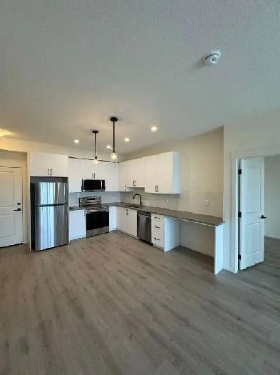 2 bed 2 bath condo for rent Image# 1