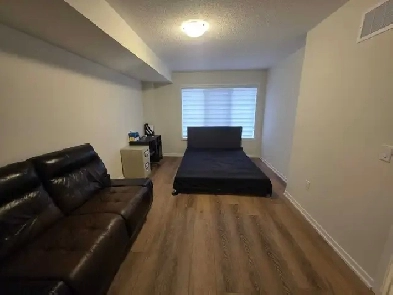 One bed one bath Available for Rent Cambridge Ontario