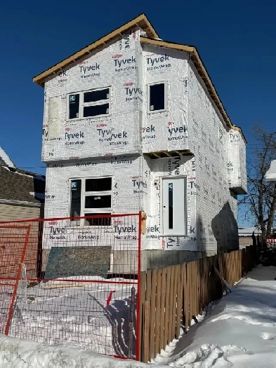 Newly built 2 story house for sale on Elgin Ave west Image# 1