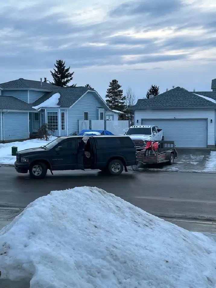 house in calmar for sale by owner