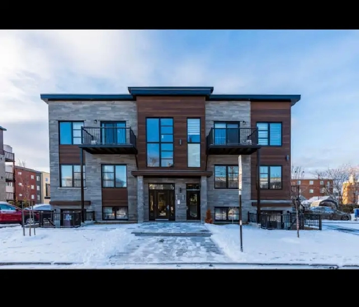 grand 5 1/2 avec ascenseur privé