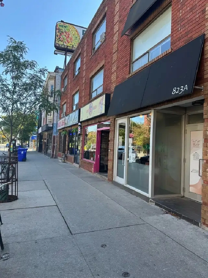 Bloor St W - Commercial Lower Level For Rent
