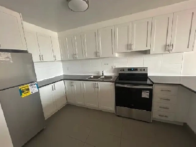 Spacious 2 Bedroom Apartment – $2395 - North York Image# 1