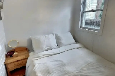 STUDIO MEUBLÉ-TOUT INCLUS LIMOILOU Image# 1