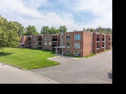 LARGE 2 BEDROOM AVAILABLE - WOODSTOCK