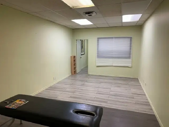 515 Sqft Private Office For Lease Near Dundas and Dixie
