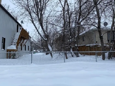 VL in Point Douglas! Great Opportunity for Builders/Investors! Image# 2