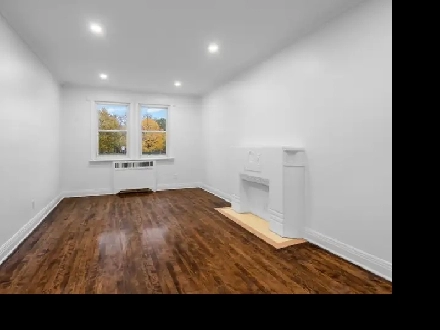 Rénové & Grand 4.5 a NDG/Concordia Loyola Image# 1