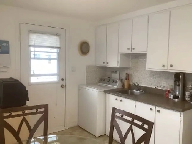 3 1/2 plus  - Tranquille et lumineux secteur Vanier