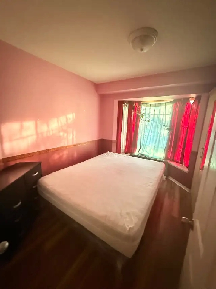 Private room for rent