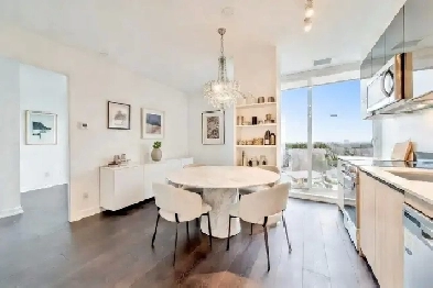 York Univ. in Downsview / 2Bed 2Bath / $2,200 / March 1st ! Image# 1