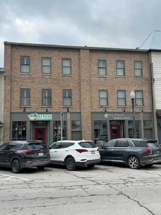 Beautiful Large 1 Bedroom Apartment