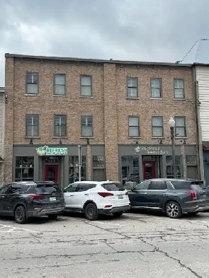 Beautiful Large 1 Bedroom Apartment