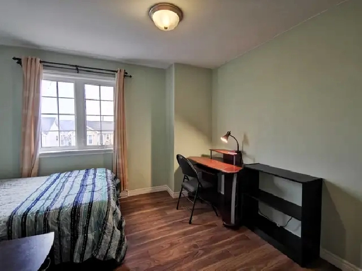 2 private bedrooms available for rent: Furnished & Free WiFi