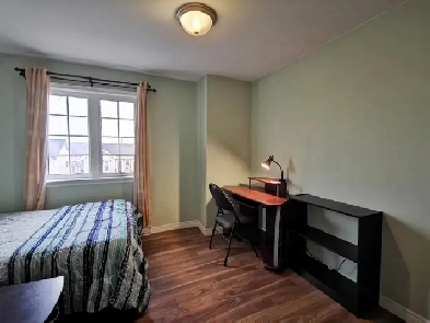 2 private bedrooms available for rent: Furnished & Free WiFi