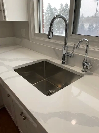 2 BEDROOM   2 PARKING   2 BALCONIES Image# 1