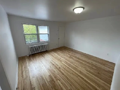 4½STE-DOROTHÉE LAVAL - RÉNOVÉ - 1595$/MS - LIBRE IMM Image# 1