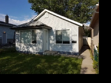 Nice 2 Bedroom w Garage - East End Available Immediately Image# 1