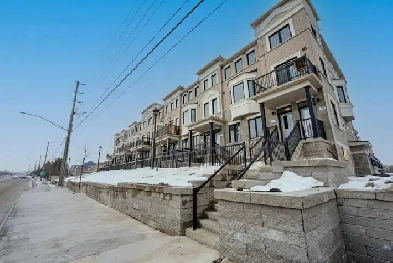 Townhouse For Rent Brampton