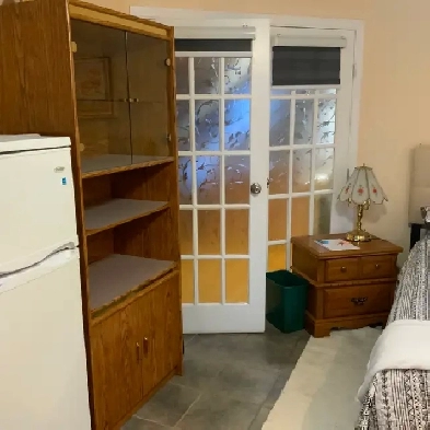 FULLY FURNISHED ROOM FOR RENT Image# 1