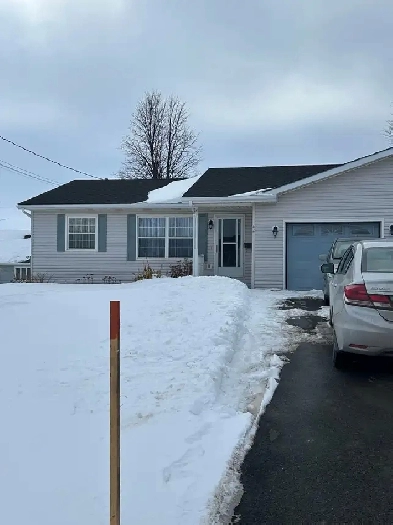 Half Duplex for Rent (UNHEATED)