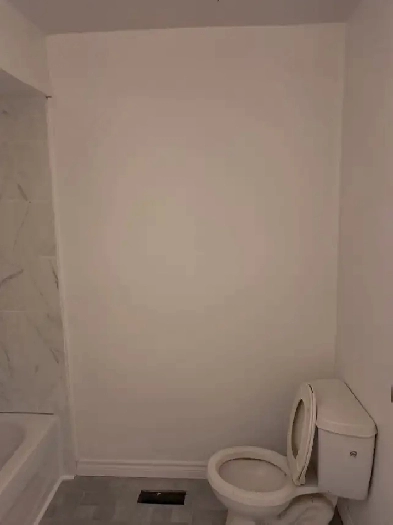 Residential Unit available for rent in Norval, ON