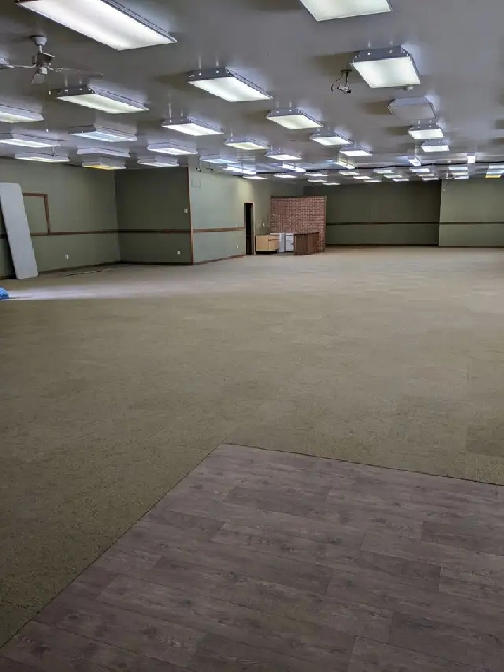 COMMERCIAL 4500 SF SPACE FOR RENT