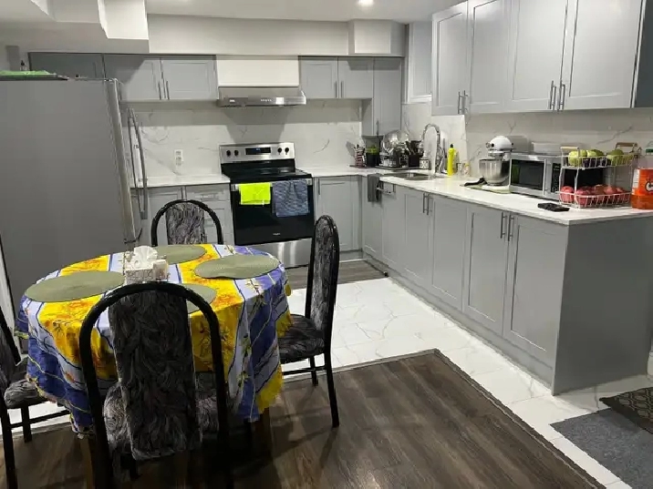 2 Bedroom Basemaent   for lease