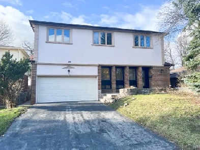 5 Beds w/ Ensuite Baths | Renovated House | Don Mills & McNicoll Image# 1