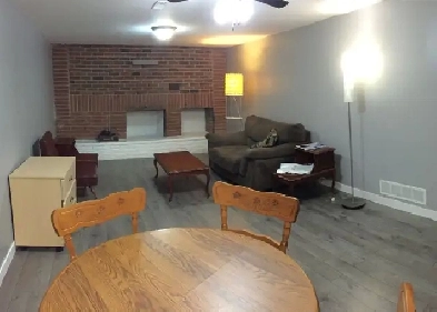 STUDENT or WORKER-ROOM TO RENT-SAULT COLLEGE AREA