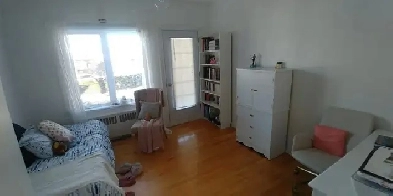 1er juiller à côté Cégep Garneau près Université Laval Image# 1