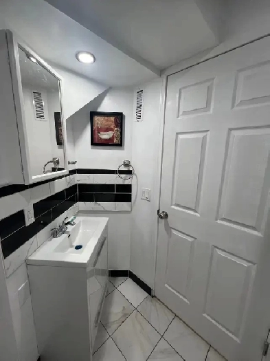 Walkout Suite - Best For the Couple Near Somerset LRT Image# 3