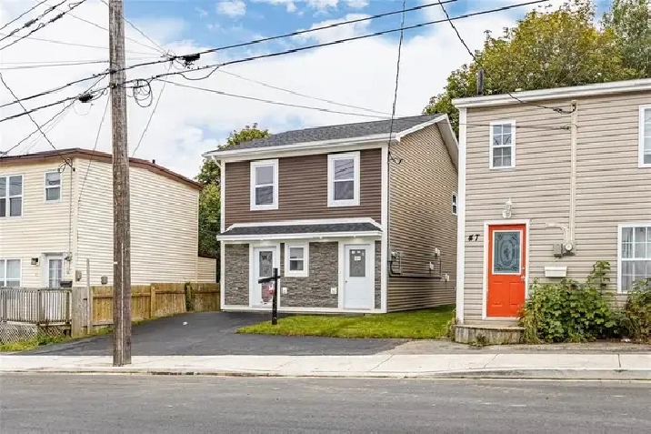 New 2-Bedroom Apartment off downtown