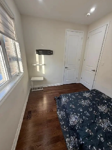Private Room for Rent – Remembrance Rd & Edenbrook Dr (Brampton)